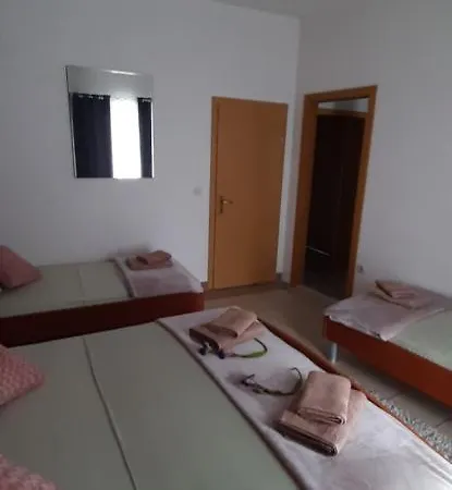 Narda Apartment *