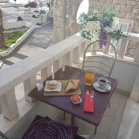 Narda Apartment *