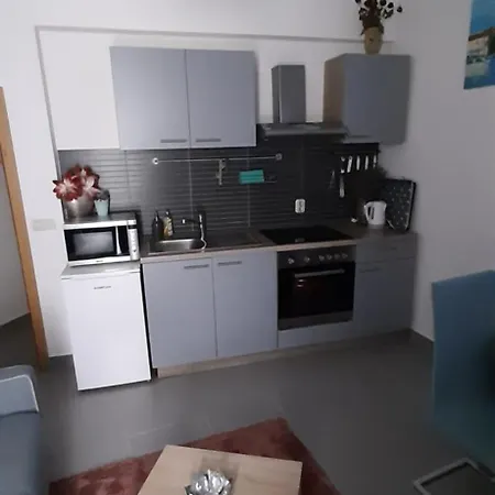 Narda * Baška Voda